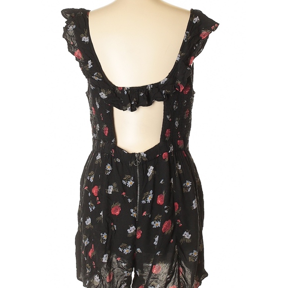 American eagle floral ruffle sleeve romper - Picture 3 of 13